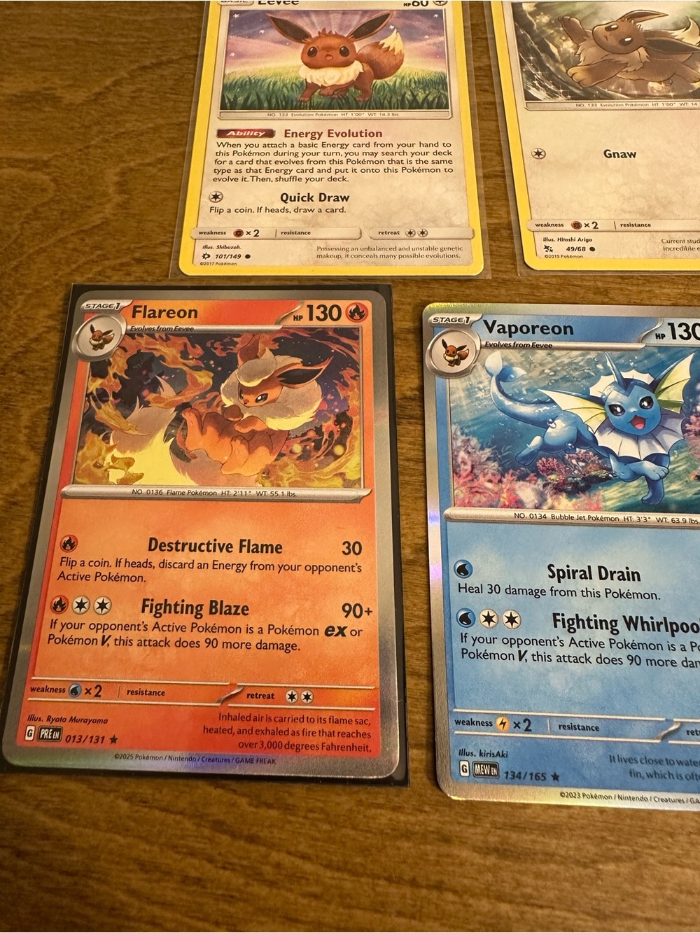 Lot of 5 Eevee and Eeveelution Pokemon Cards NM - Picture 3 of 4